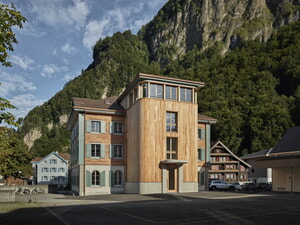 Schulhaus Wil Muotathal